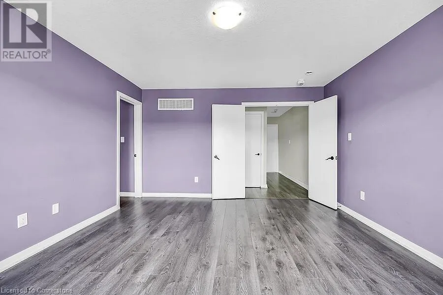 457 QUEEN MARY Drive
