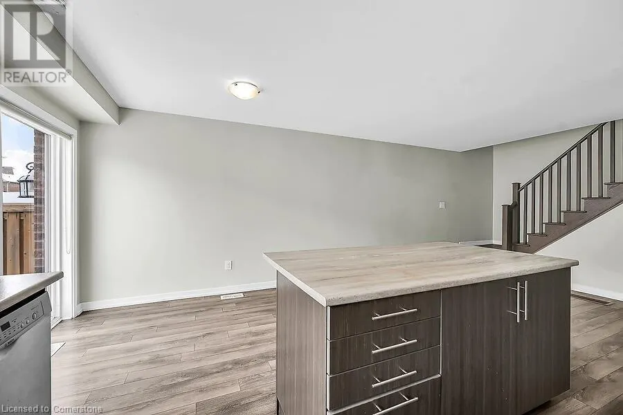 457 QUEEN MARY Drive
