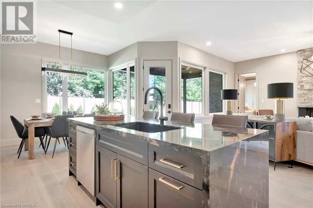 157 PARKSIDE Drive