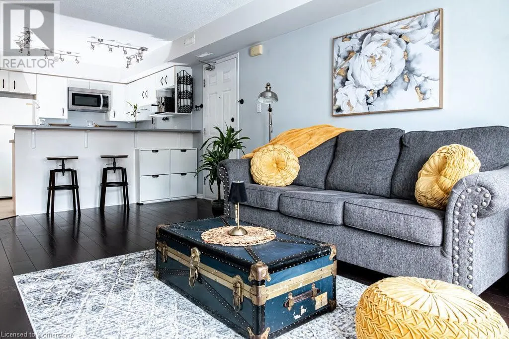 2010 CLEAVER Avenue Unit# 322, #322