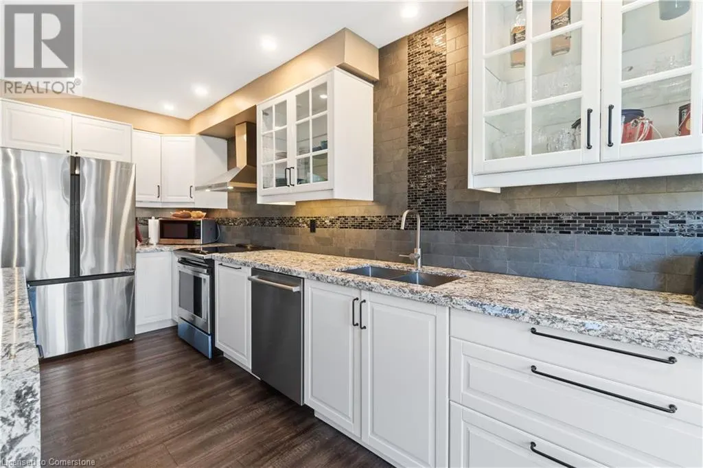 14 MEADOWBROOK Lane