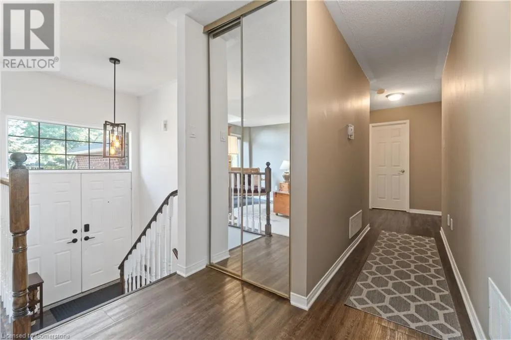 14 MEADOWBROOK Lane