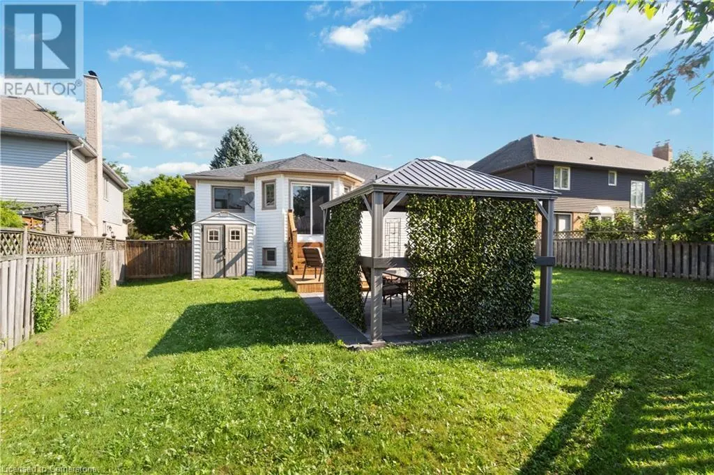 14 MEADOWBROOK Lane