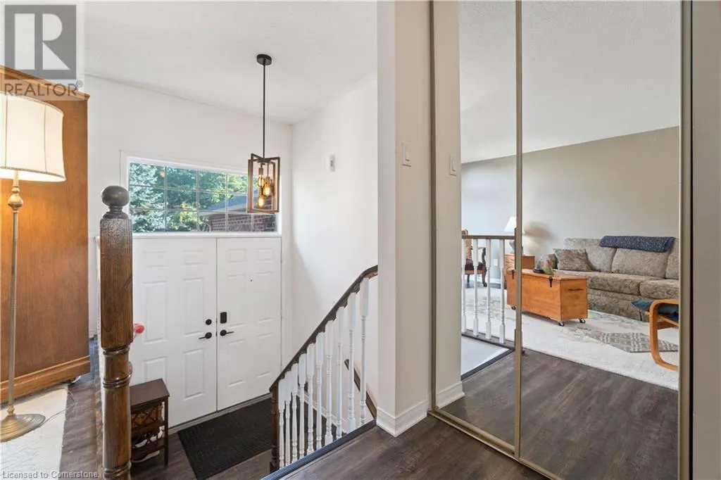 14 MEADOWBROOK Lane