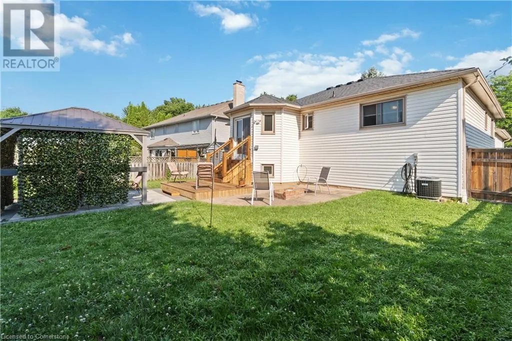 14 MEADOWBROOK Lane