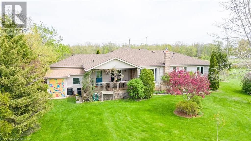 390 MOUNTAIN Road