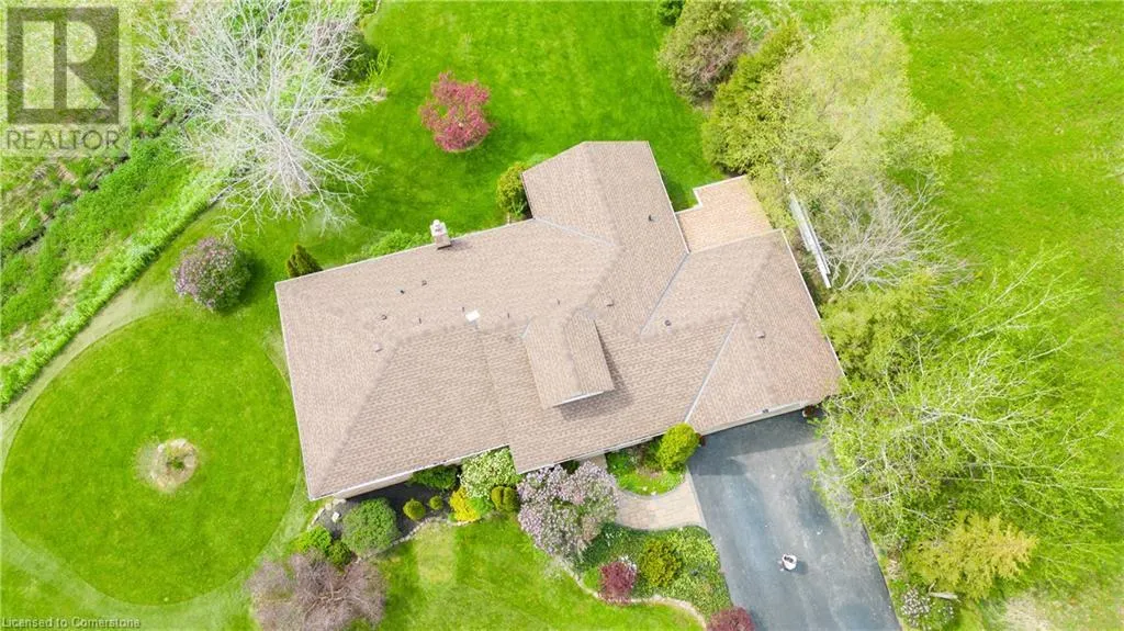390 MOUNTAIN Road