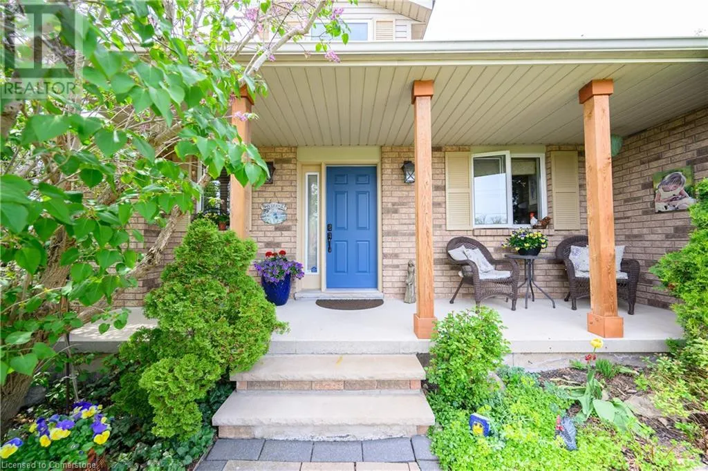 390 MOUNTAIN Road
