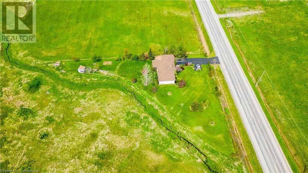 390 MOUNTAIN Road