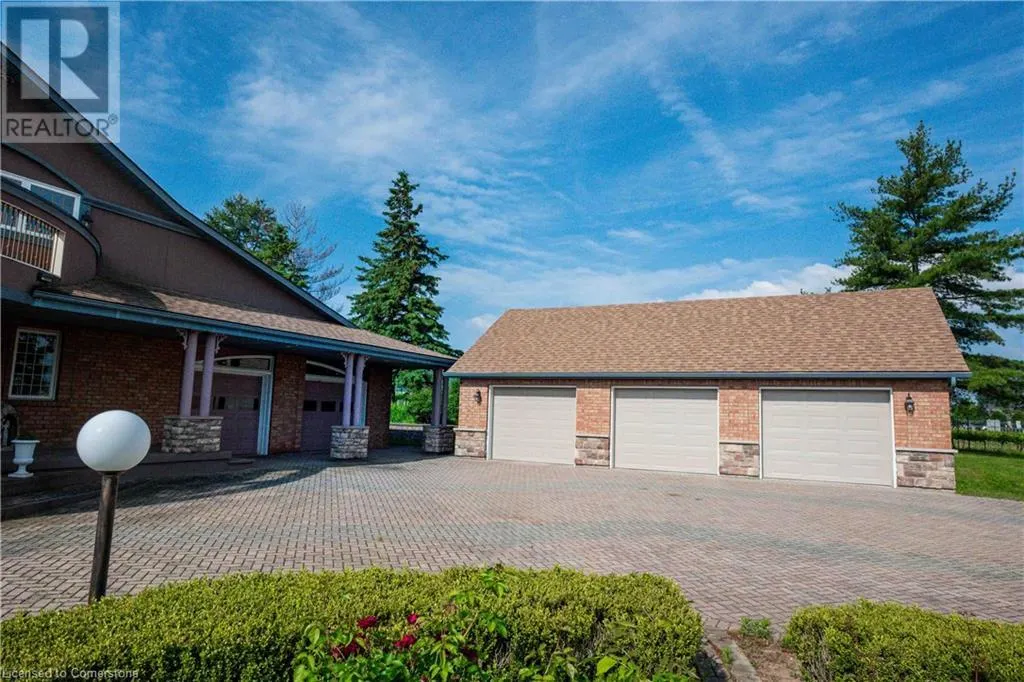 4850 HILLSIDE Drive