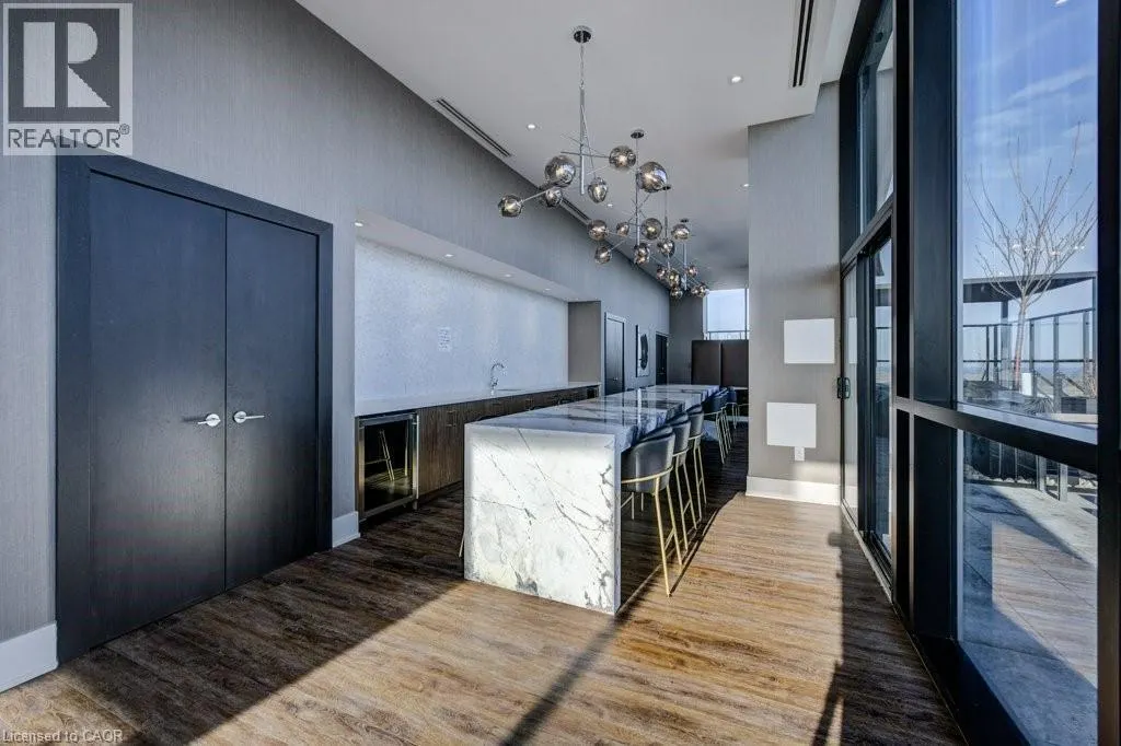 385 WINSTON Road Unit# 806, #806