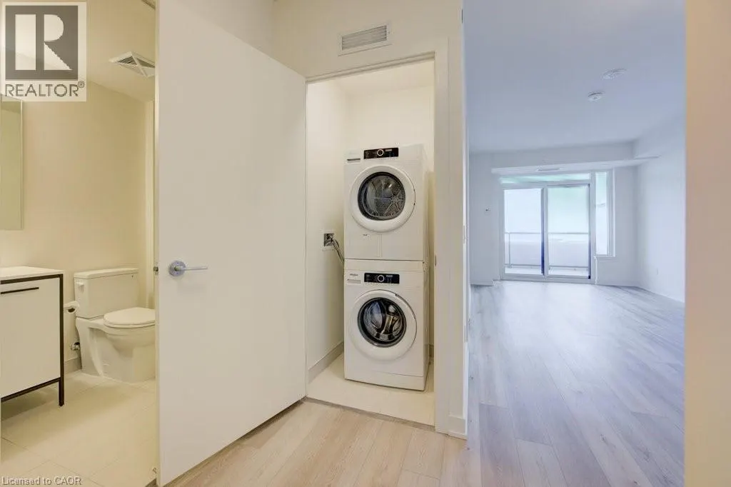 385 WINSTON Road Unit# 806, #806