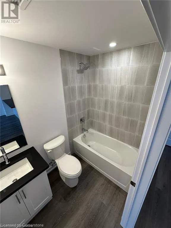 470 DUNDAS Street E Unit# 304, #304