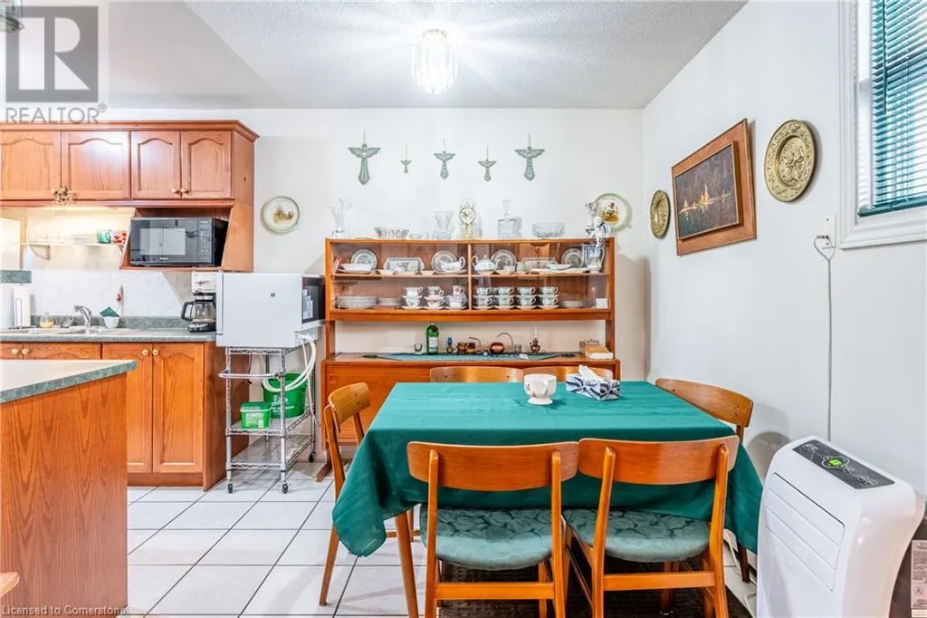 264 OAKDALE Avenue Unit# 102, #102