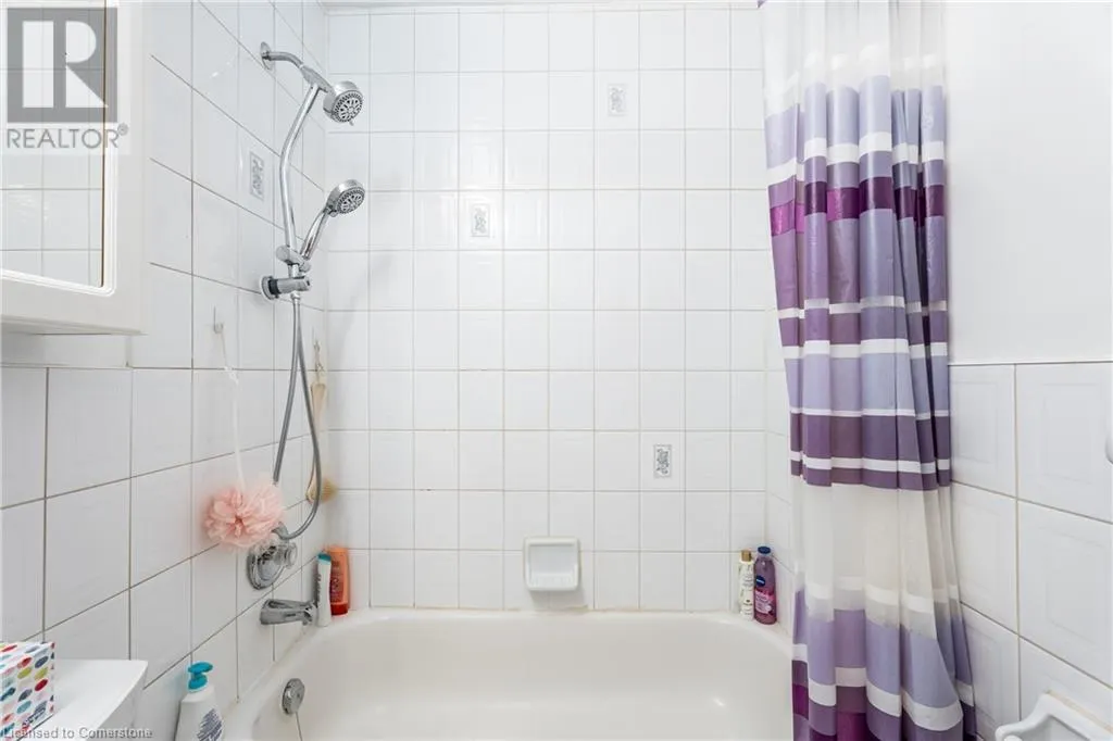 264 OAKDALE Avenue Unit# 102, #102