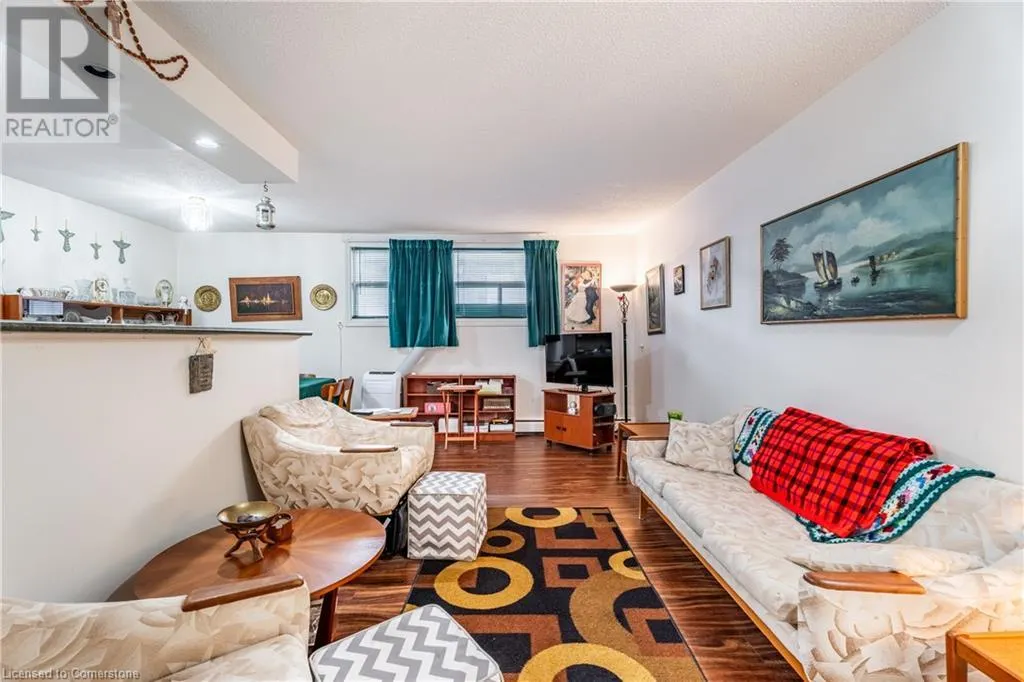 264 OAKDALE Avenue Unit# 102, #102