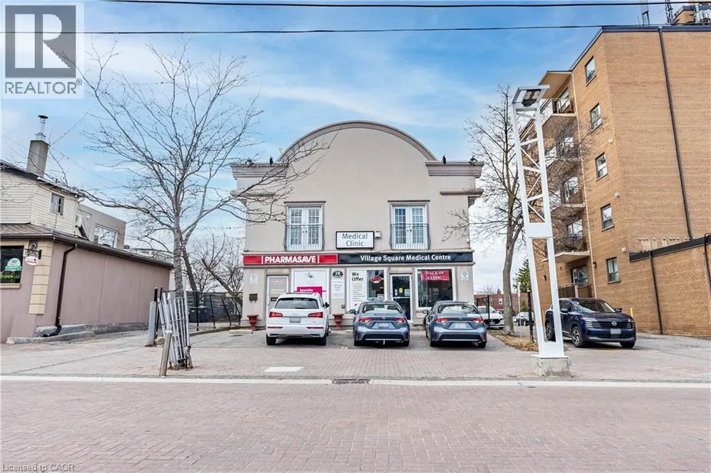 10 MAIN Street