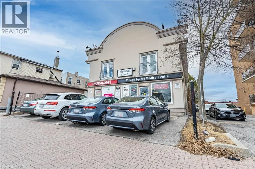10 MAIN Street