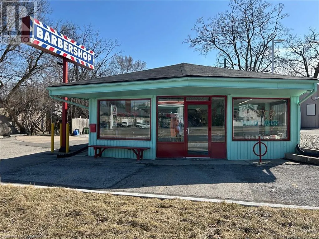 40 COOTES Drive