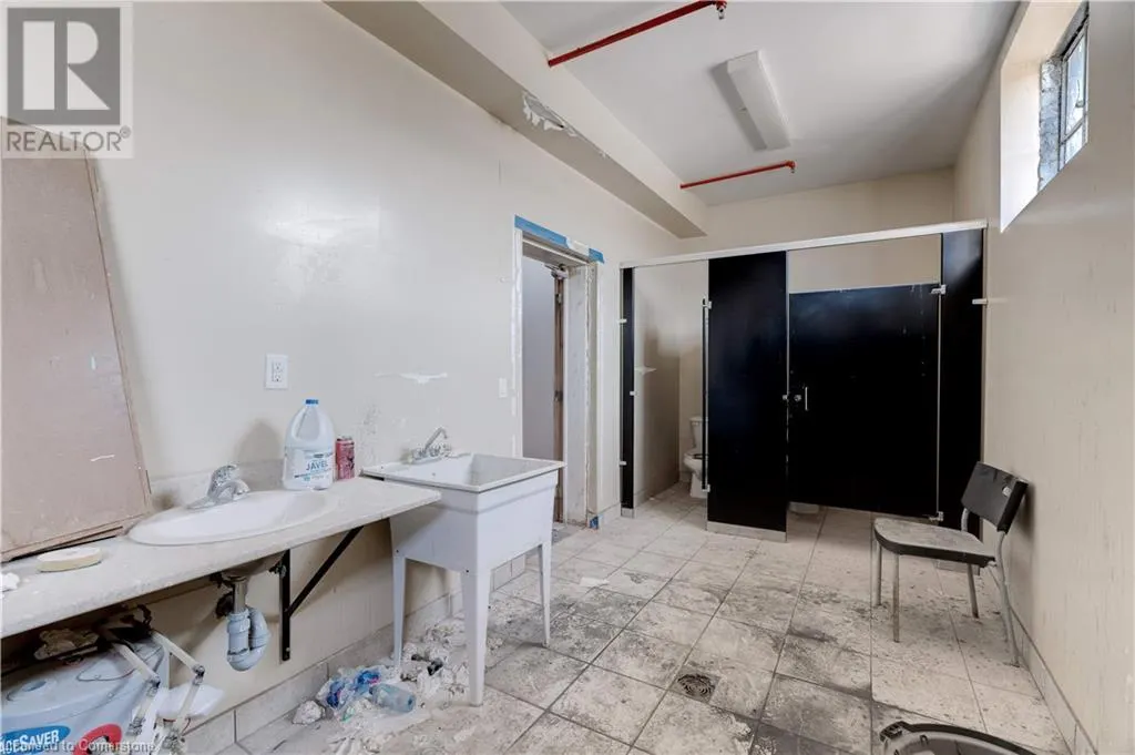 111 SHERWOOD Drive Unit# 8-9, #8-9