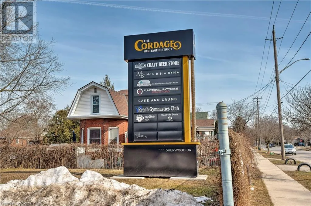 111 SHERWOOD Drive Unit# 8-9, #8-9