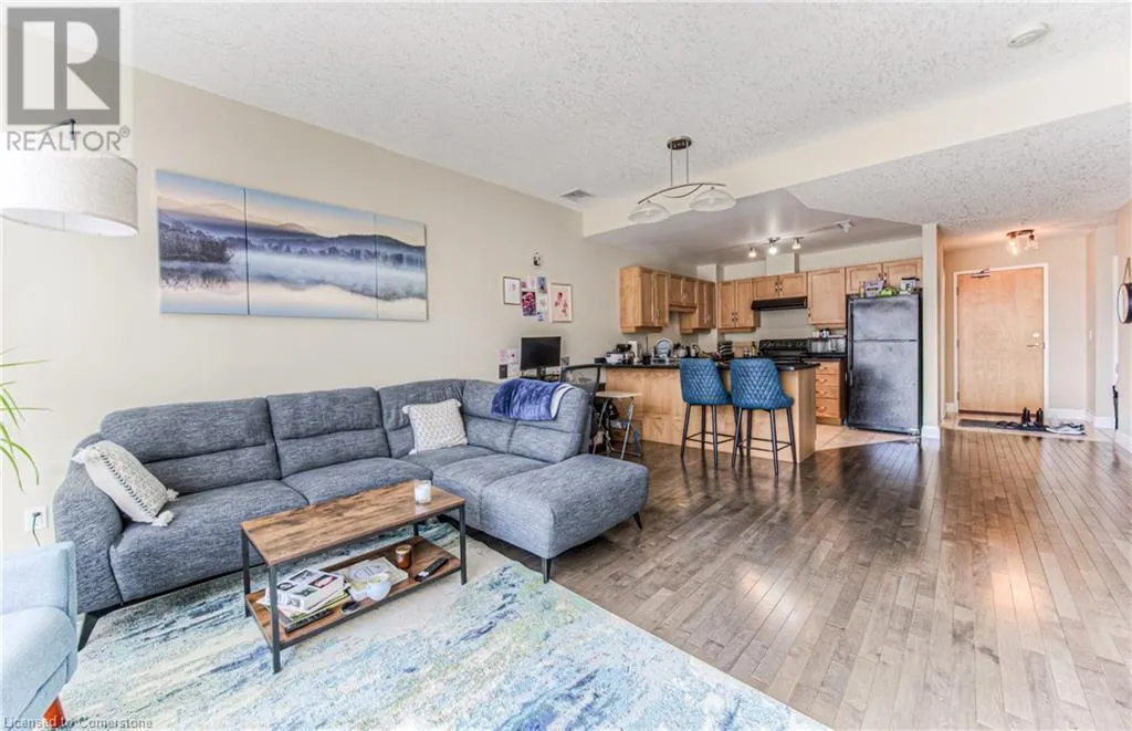 165 DUKE Street E Unit# 106, #106