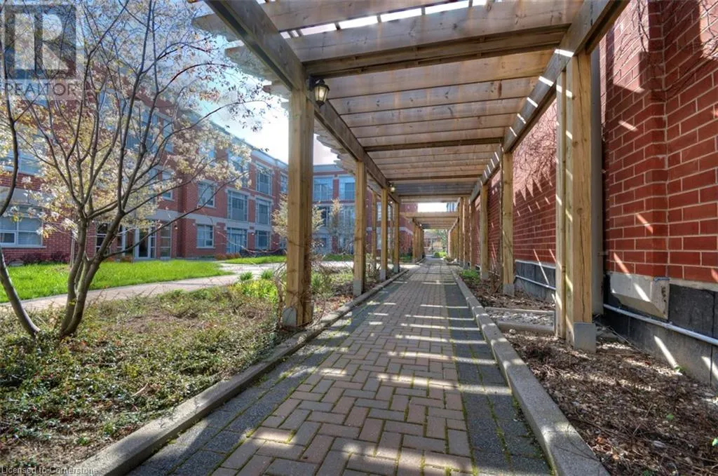165 DUKE Street E Unit# 106, #106