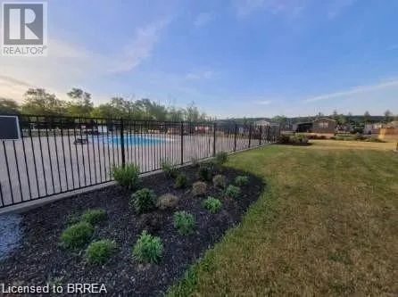 1501 LINE 8 Road Unit# 350, #350