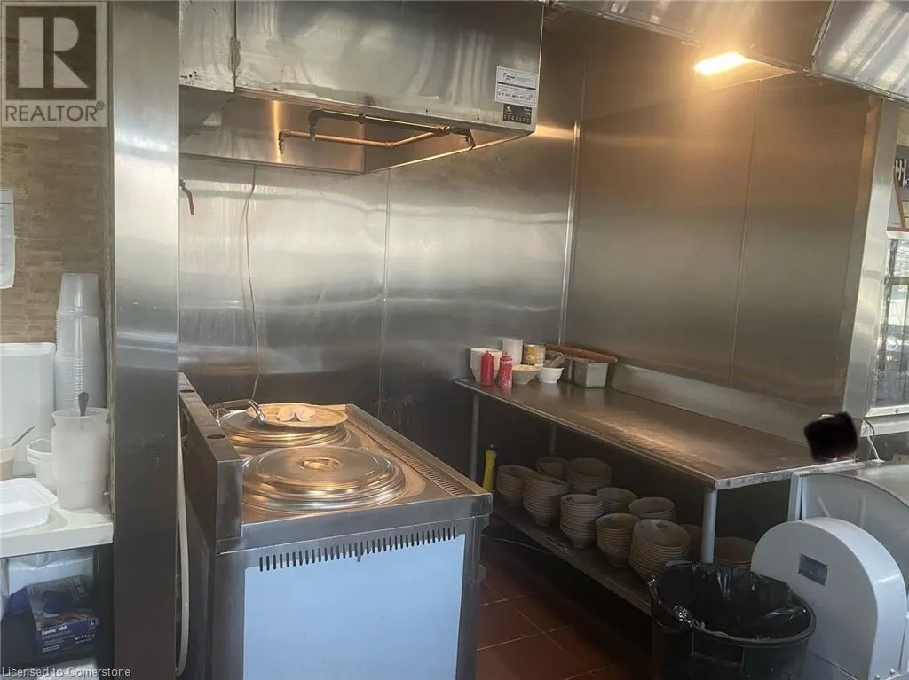 203 LESTER Street Unit# 1, #1