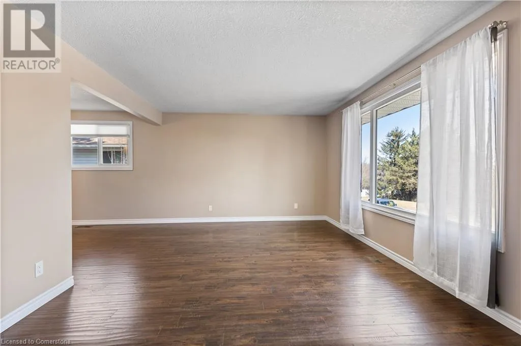 115 CEDARHILL Crescent