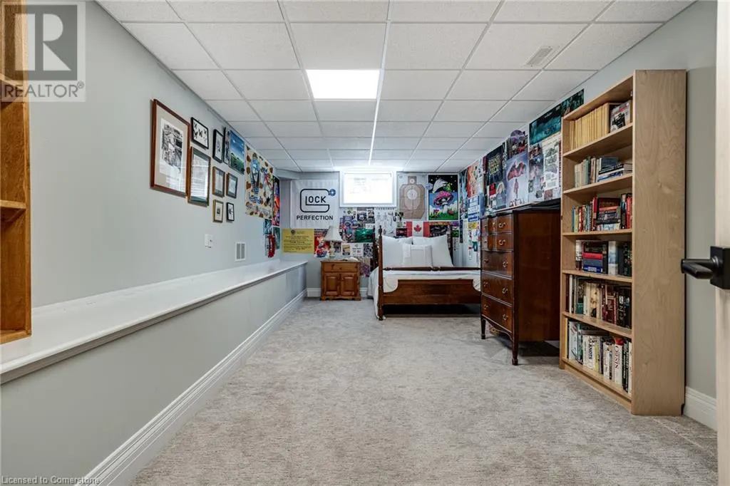 14 SULLIVAN'S Lane