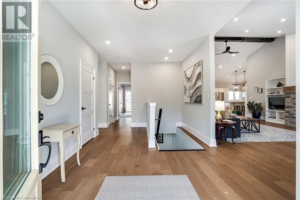 14 SULLIVAN'S Lane