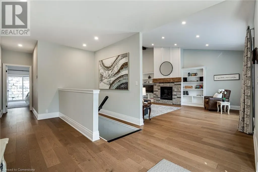 14 SULLIVAN'S Lane