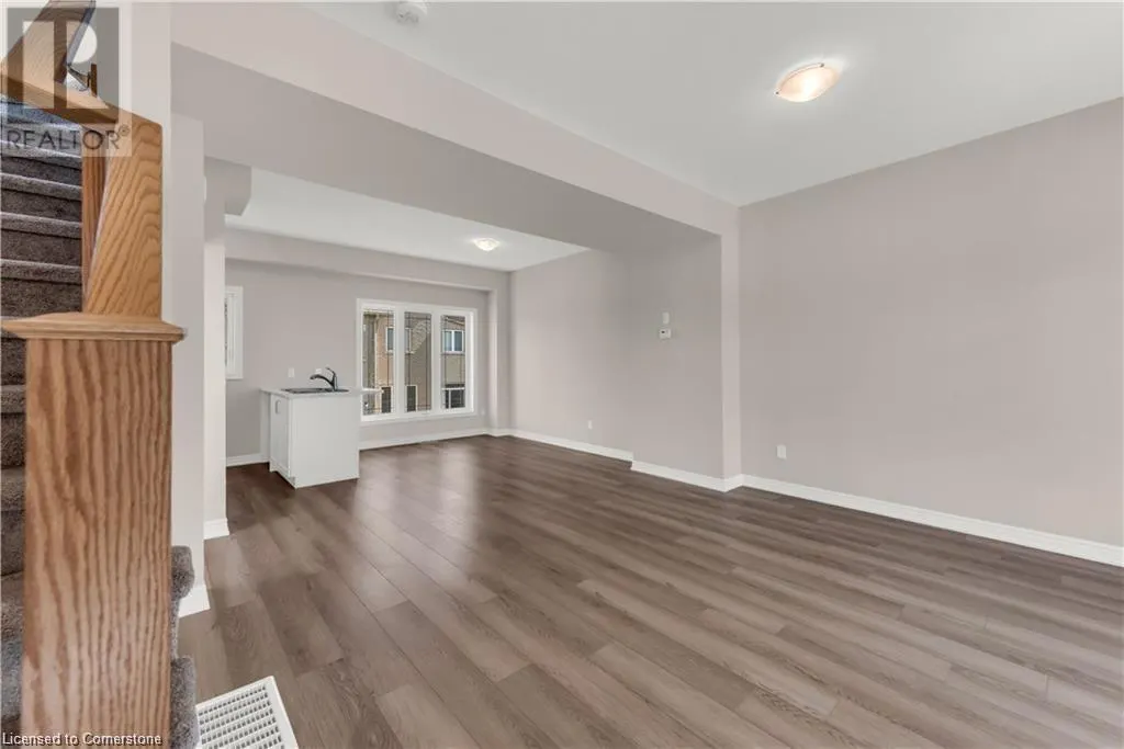 19 PICARDY Drive Unit# 7, #7
