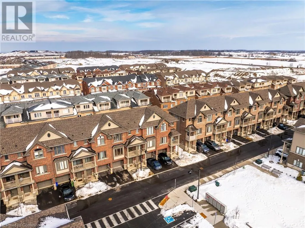 19 PICARDY Drive Unit# 7, #7