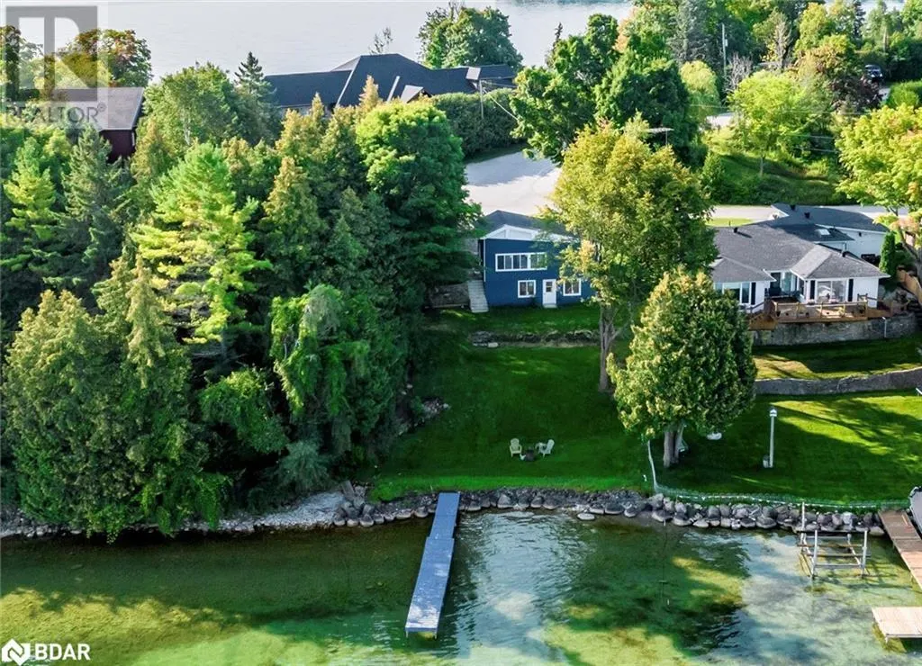47 MOON POINT Drive