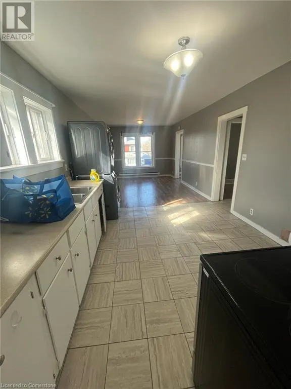 255 JARVIS Street Unit# 2, #2