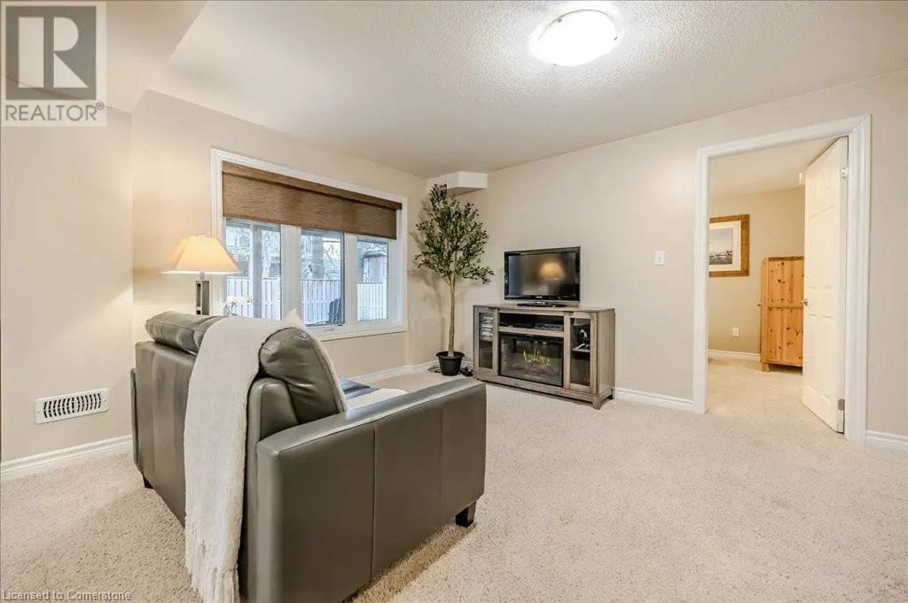 64 FOXMEADOW Road