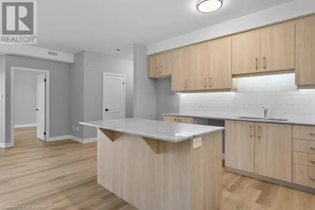 5002 KING Street Unit# 208, #208