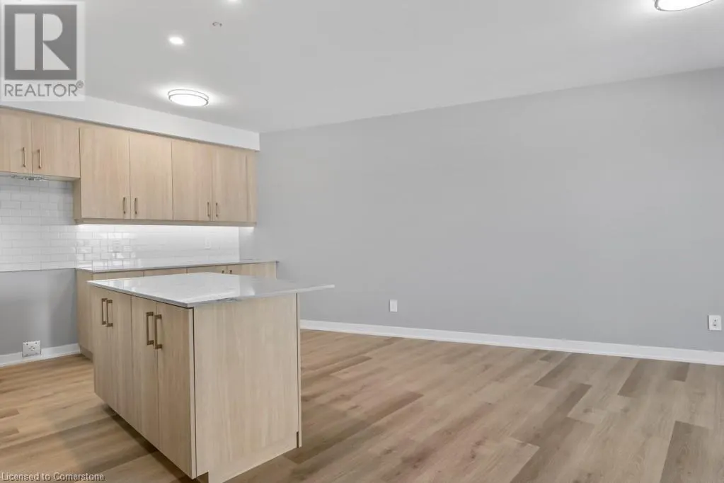 5002 KING Street Unit# 208, #208