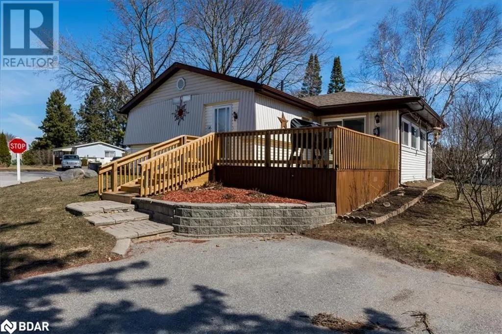 25 HAWTHORNE Drive