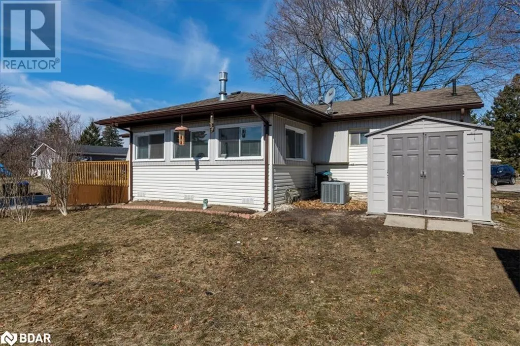 25 HAWTHORNE Drive