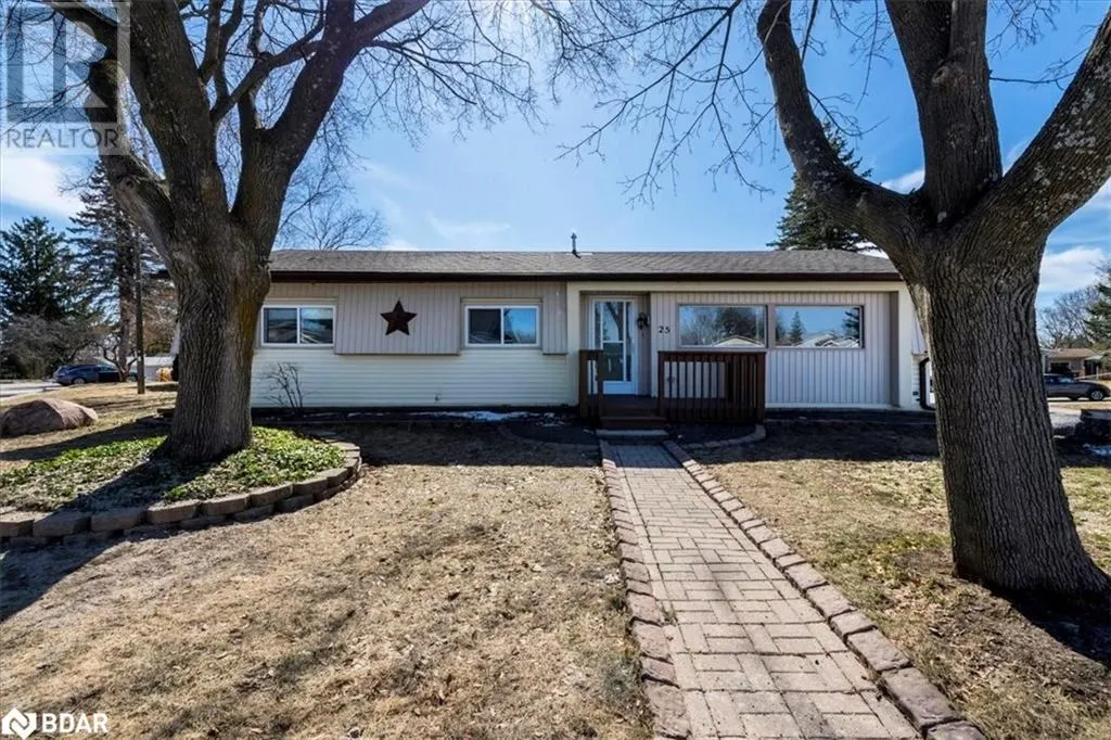 25 HAWTHORNE Drive