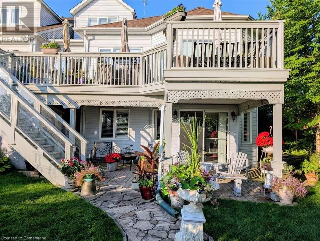 44 MORRISON Crescent