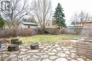 48 LARCHWOOD Circle