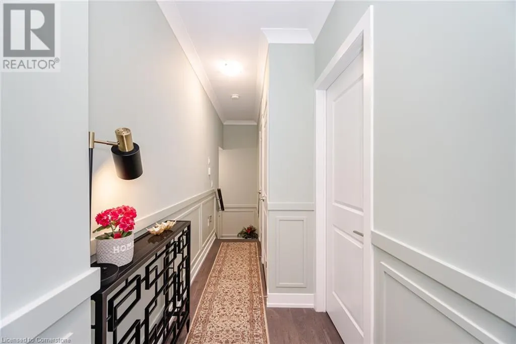 1085 DOUGLAS MCCURDY Common Unit# 111, #111