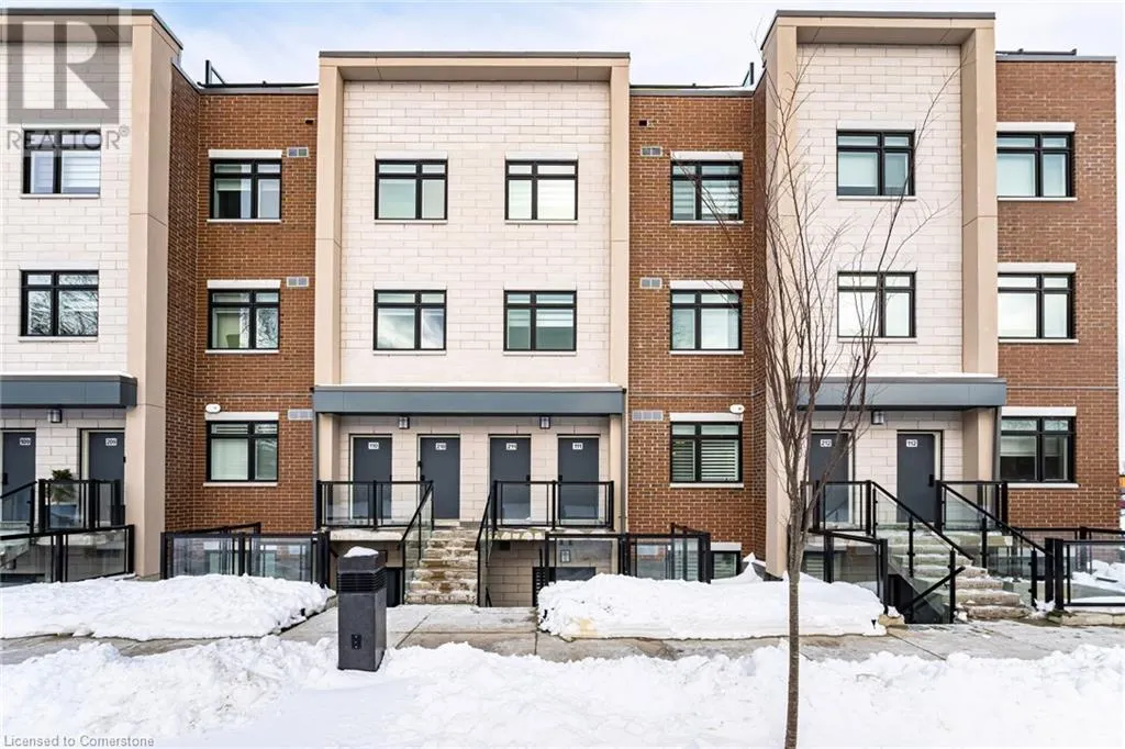 1085 DOUGLAS MCCURDY Common Unit# 111, #111