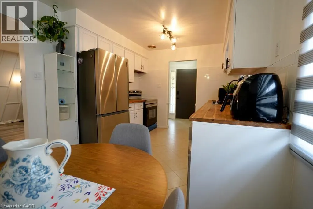 147 MURIEL Crescent