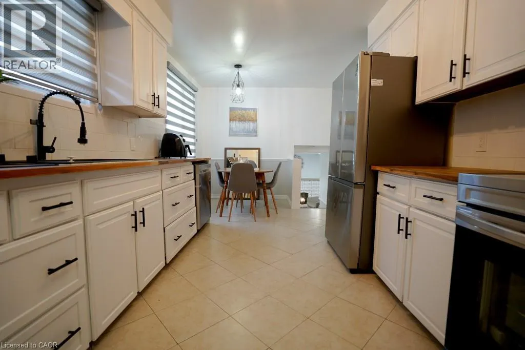 147 MURIEL Crescent