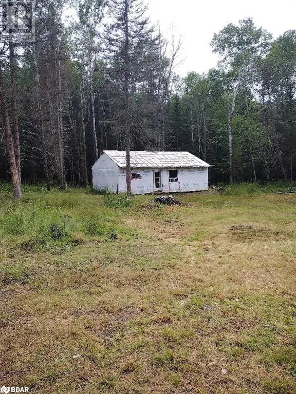 1106 COMMANDA LAKE ROAD Road